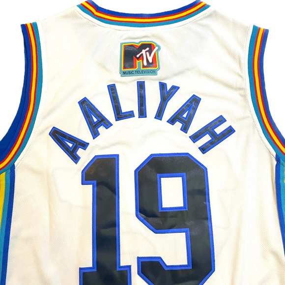 90s MTV Rock n’ Jock ‘Aaliyah’ Basketball Jersey - Picture 5 of 5